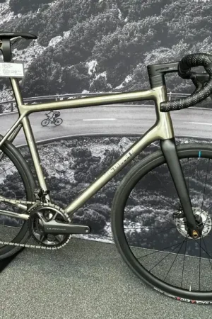 J. Guillem Formentor Heren Titanium 56cm 2025 Snelle Levering