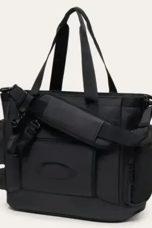 Op = Op Rover Commuter Tote
